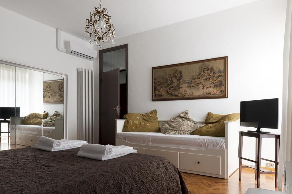 Rooms Villa Bergamo Airport Scanzorosciate Room photo
